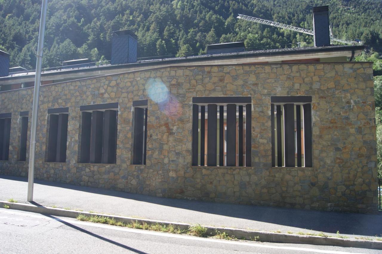 Apartmán Esquiadors Mp Llorts Exteriér fotografie