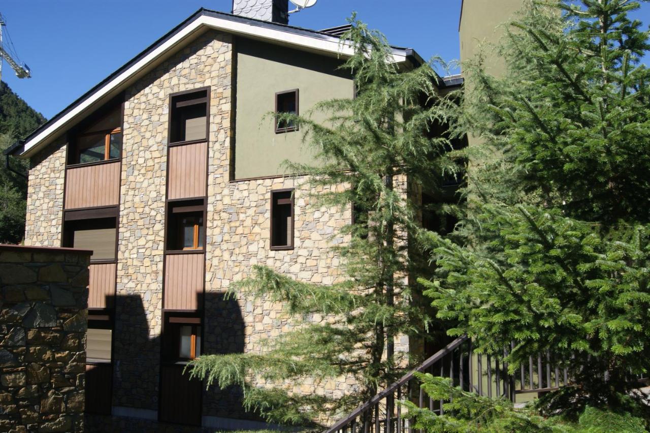 Apartmán Esquiadors Mp Llorts Exteriér fotografie